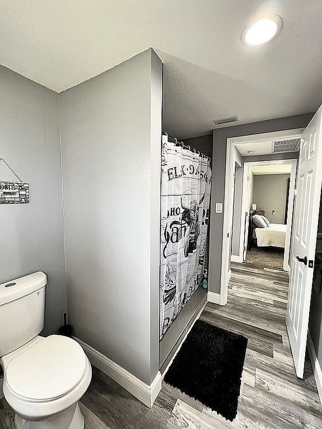 Additional photo 1 of property located at 1401 Sheehan Blvd