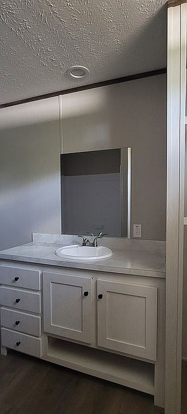 Photo of 920 Clearleaf Dr Trailer 359, Bryan, TX