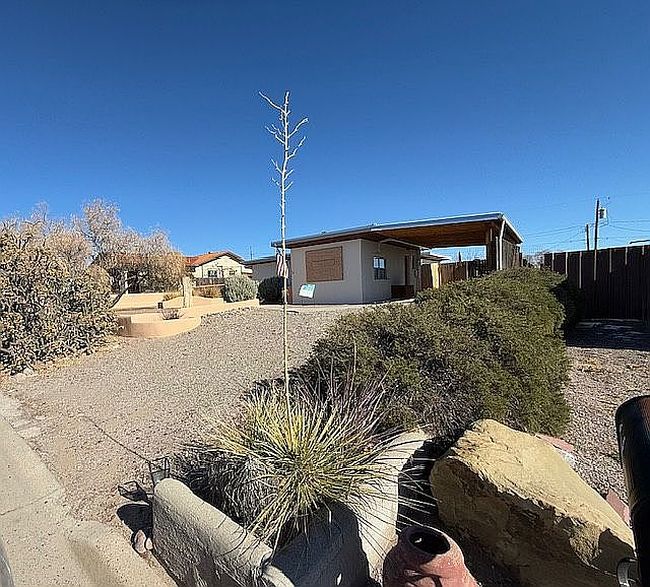 Image of 919 Poplar St