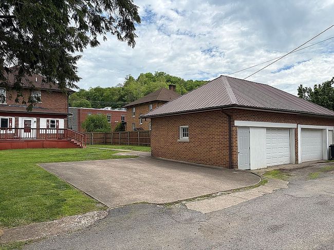 Image of 339 Court Ave
