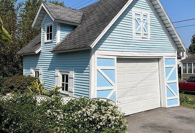 Image of 301 Niesen St