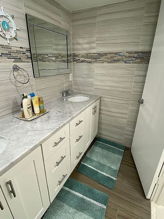 Image of 6917 Collins Ave Apt 910