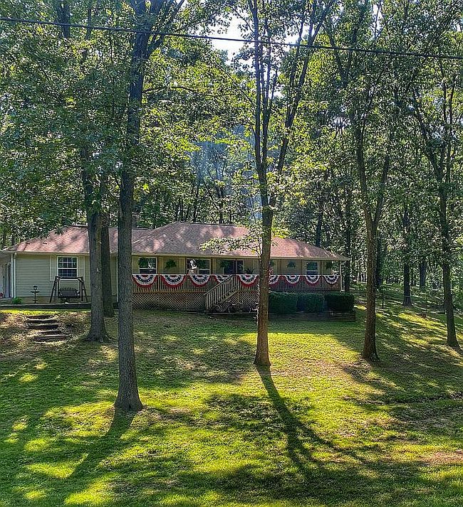 Photo of 190 Glenwood Cir, Cassville, MO