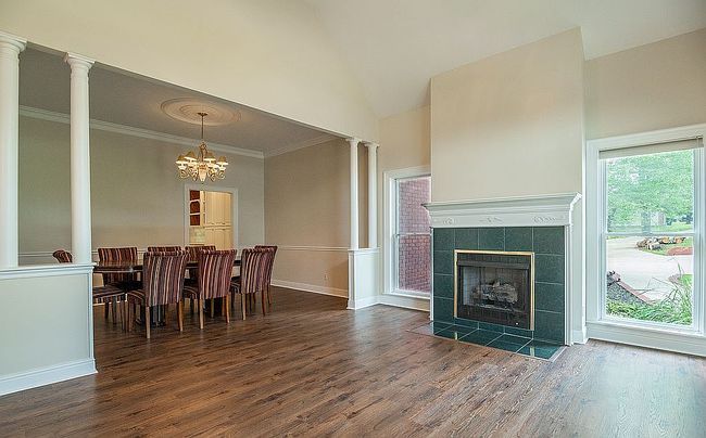 Image of 2548 Stone Ridge Dr