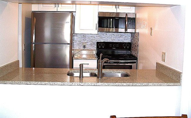 Image of 3808 N Oak Dr Unit U42