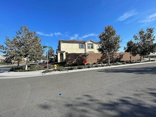 Image of 2600 E Barnvelder Ct