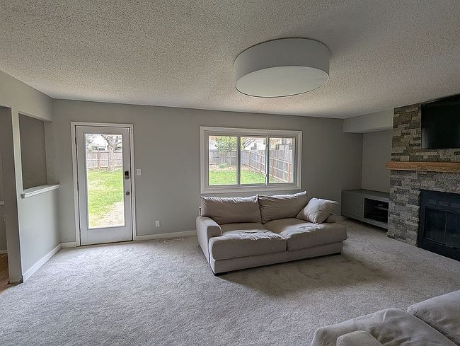 Additional photo 3 of property located at 5509 Cody Dr