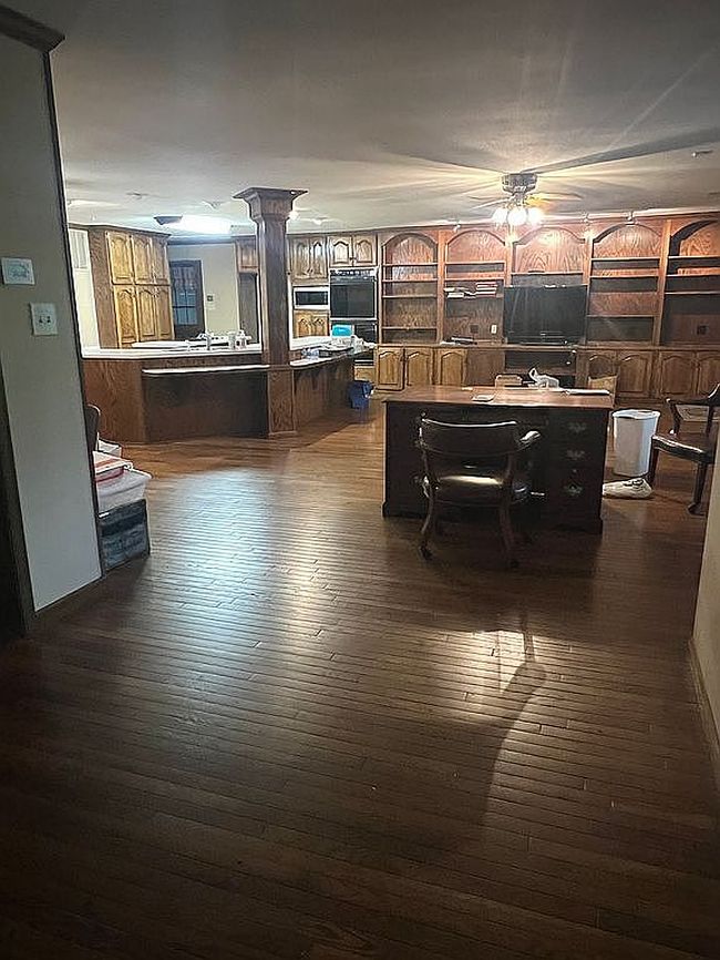 Image of 1407 Redbud Cir