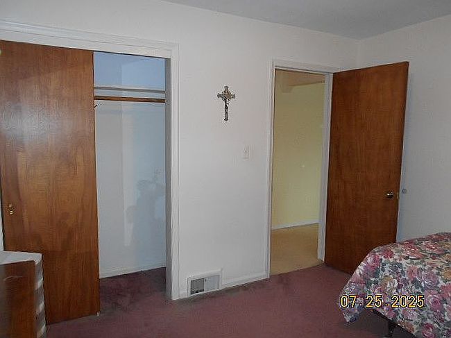 Photo of 22737 Playview St, Saint Clair Shores, MI