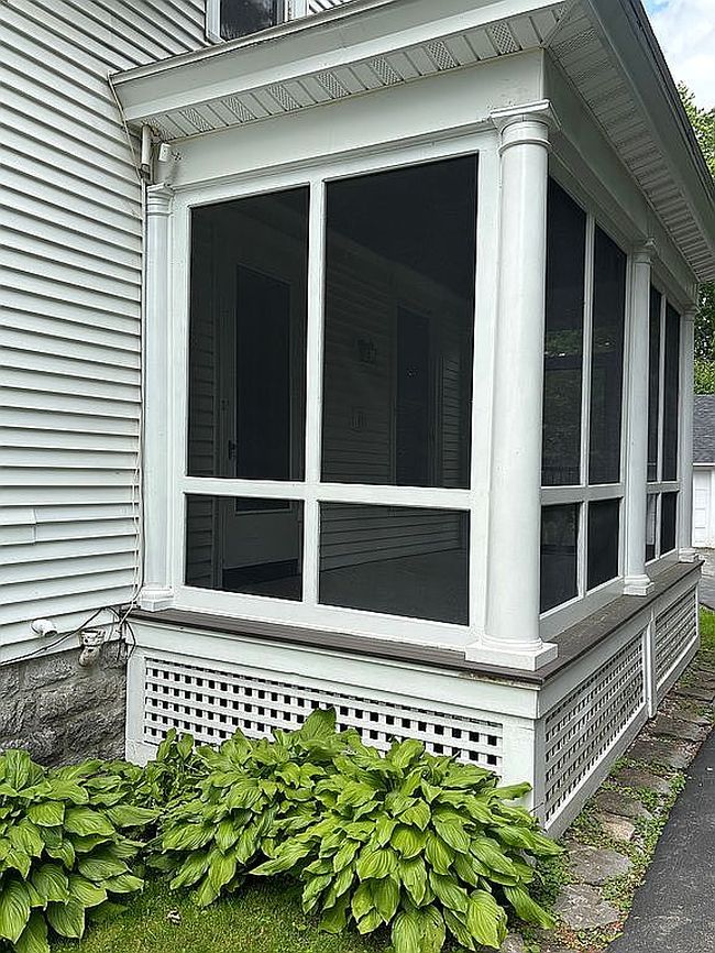 Additional photo 3 of property located at 242 Paddock St