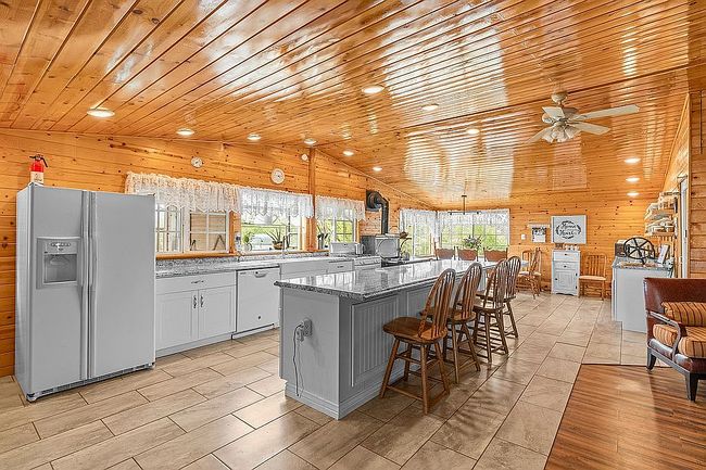 Image of 2638 Old School House Rd