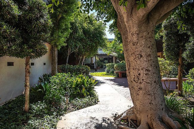 Image of 5349 Newcastle Ave