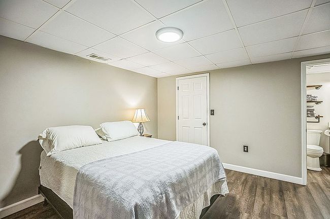 Image of 8215 Elizabeth Ln