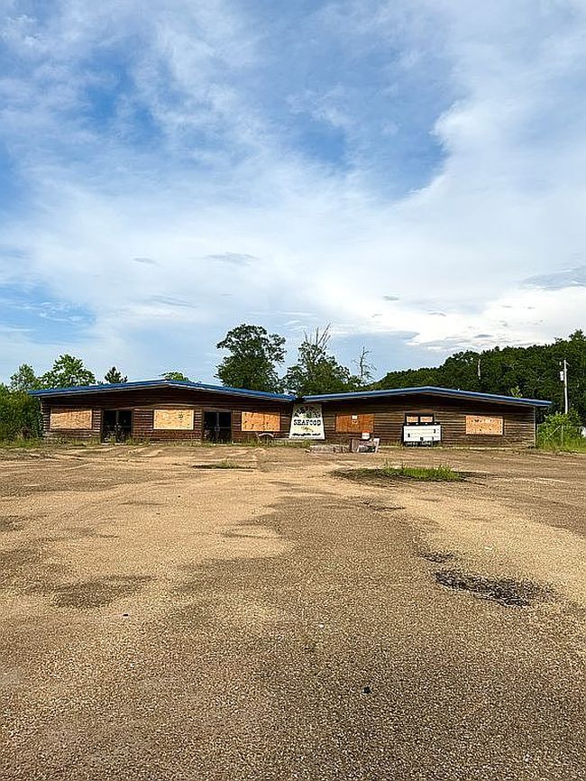 Photo of 1088 Clark Ave, Mccomb, MS