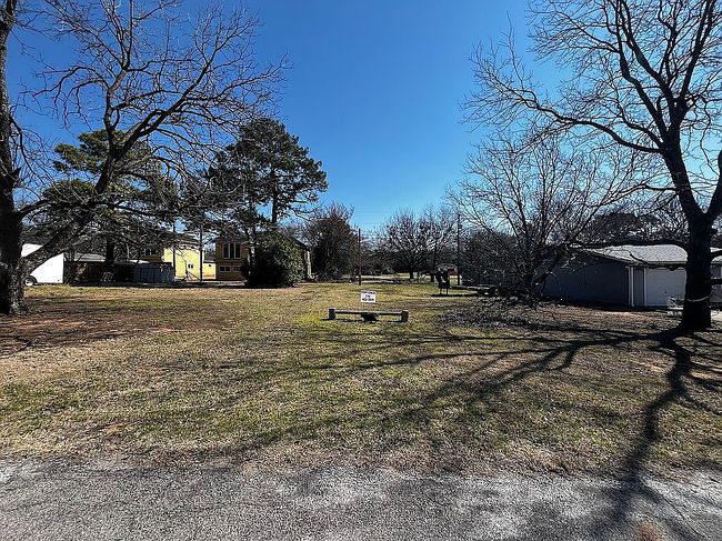 Image of 1713 Hilltop Ln