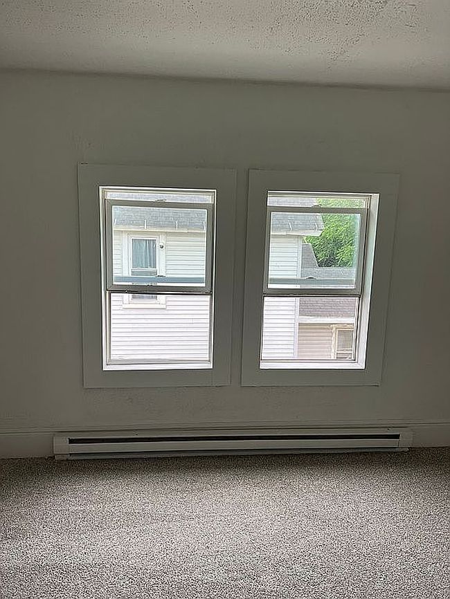 Photo of 934 N 5th St, Niles, MI