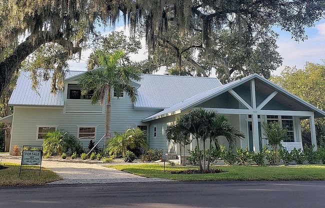 Photo of 209 Wayne Ave