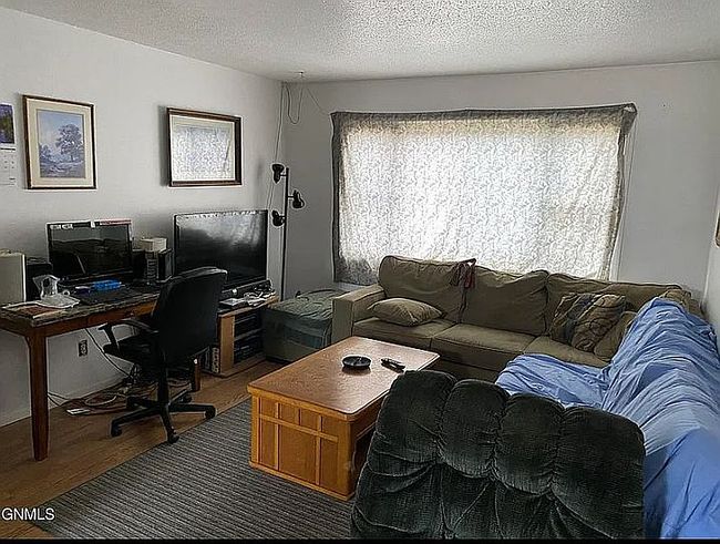 Image of 208 5th St S