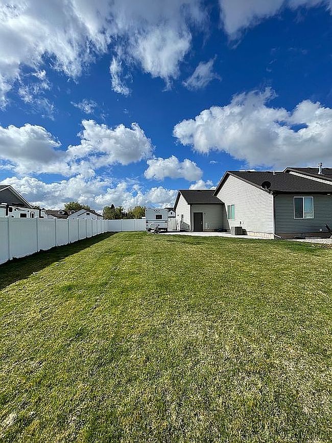 Image of 5153 E Demott St