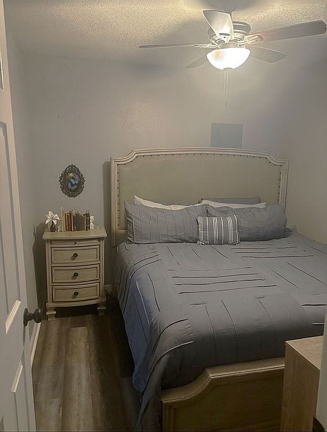 Image of 421 W 6th St