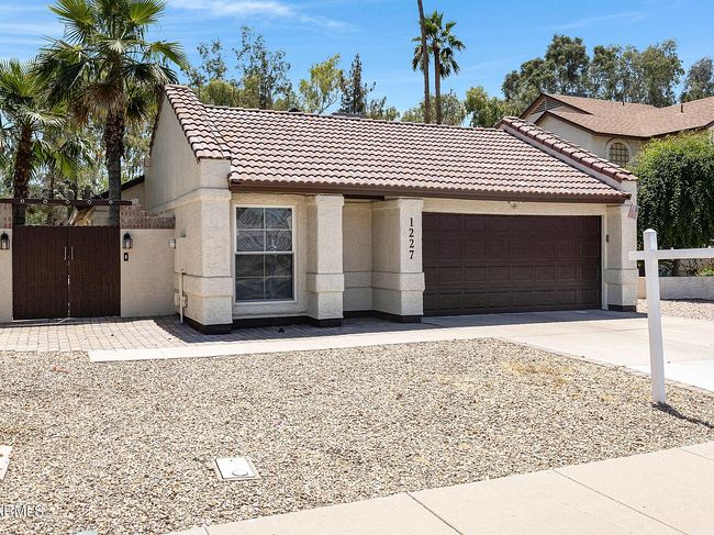 1227 W Manor St, Chandler, AZ