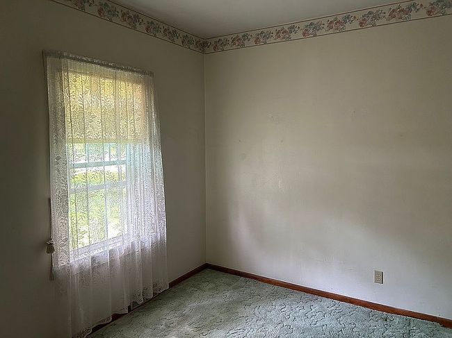 Photo of 108 E Pearl St, Neola, IA