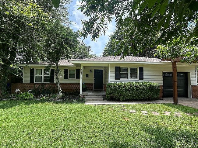 Photo of 1222 Windsor Way, Norman, OK