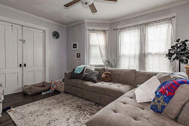Photo of 134 Queen St, Bristol, CT