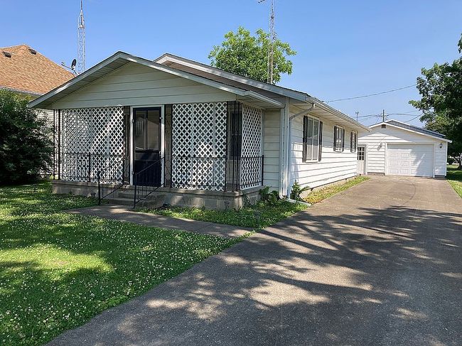 Image of 502 E Pleasant St