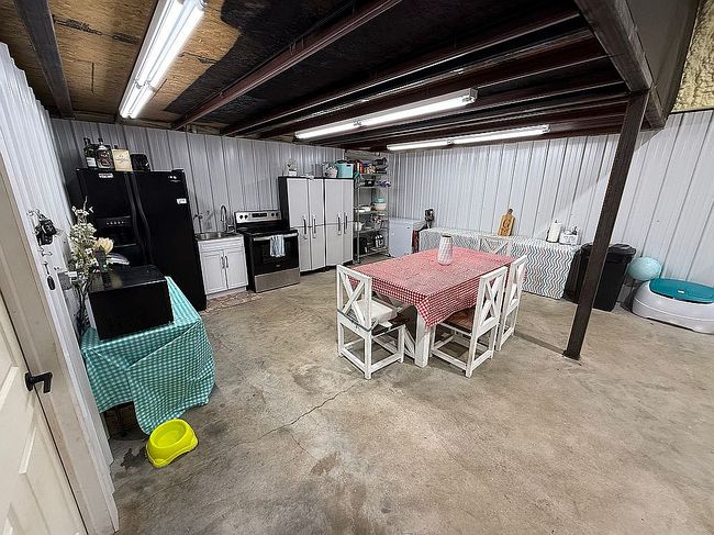 Image of 557 High Point Ln