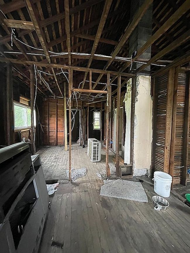 Photo of 13821 Gallagher St, Hamtramck, MI