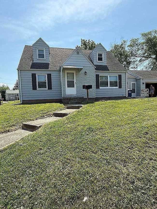 Photo of 1928 Kensington Rd, Toledo, OH