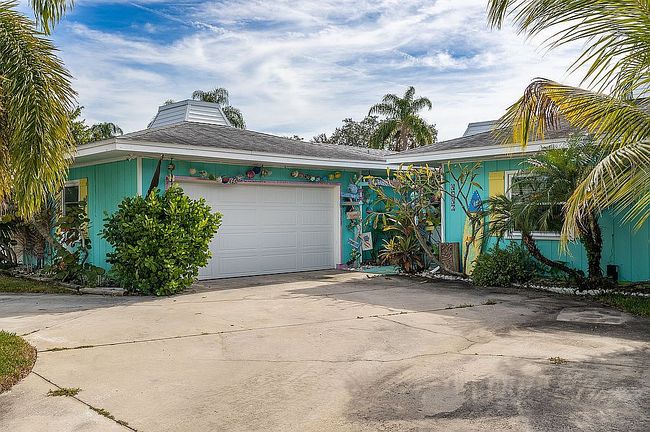 Additional photo 3 of property located at 4643 Bay Crest Dr