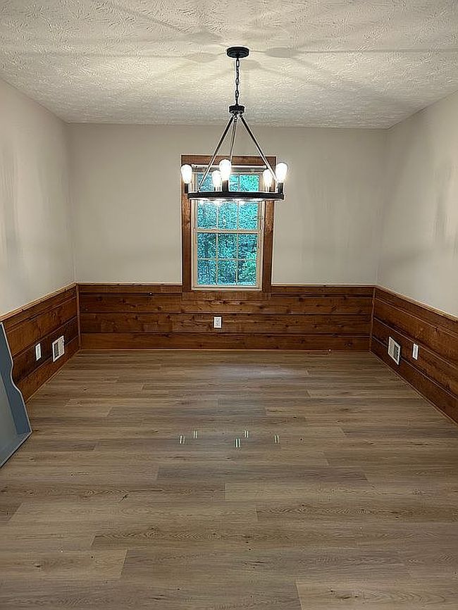 Photo of 1550 Elliott Rd, Mcdonough, GA
