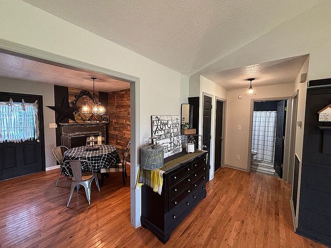 Image of 191 Richard Ave