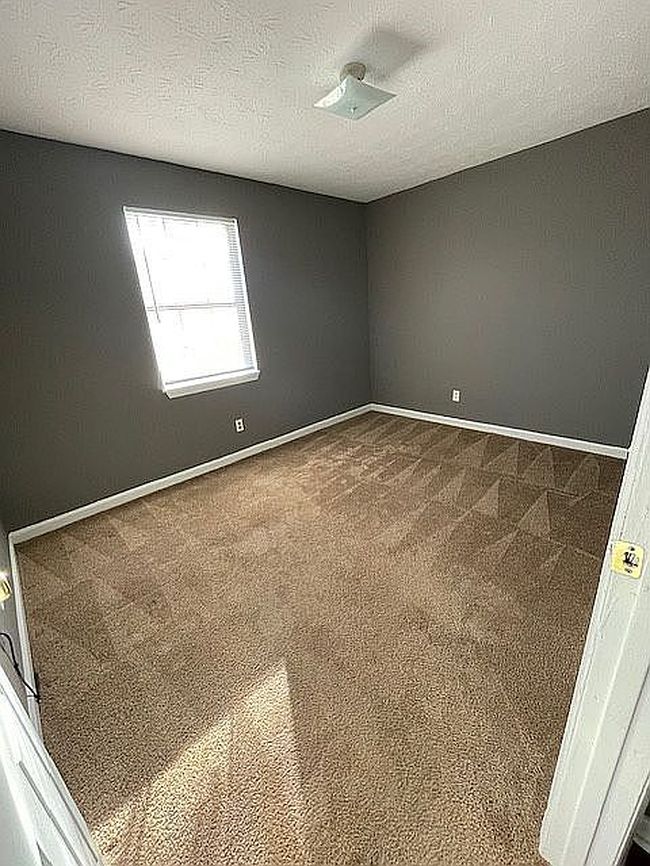Image of 416 Garden Park Dr