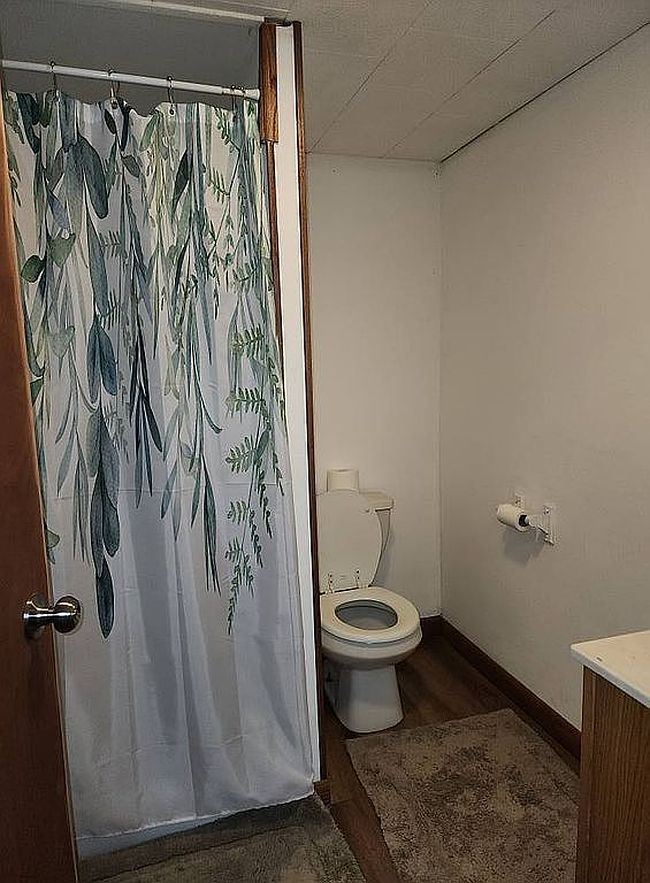 Photo of 1803 140th St, Wellman, IA