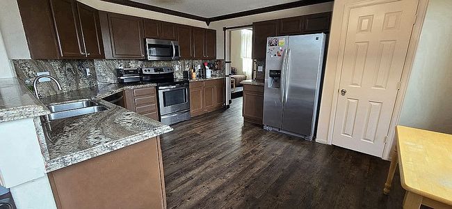 Photo of 5553 Jasper St, Denver, CO