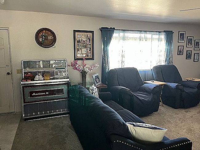 Image of 3048 S Fairway Ave