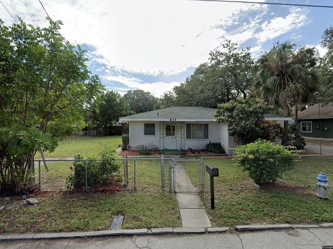 Photo of 617 11th Ave W