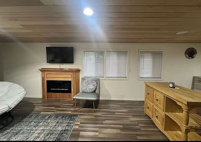 Preview of property located at 1938 Maryland Ave Space 25