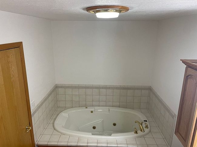 Preview of property located at 420 E Bank St