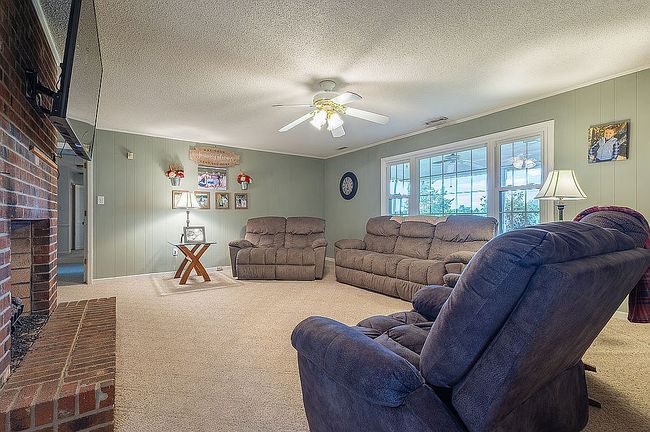 Photo of 1785 Keeler Mill Rd, Travelers Rest, SC
