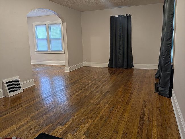 Additional photo 3 of property located at 523 Lamont Ave