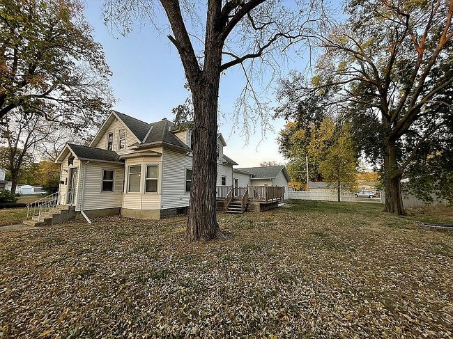 Photo of 381 N Valley Dr, Morton, MN