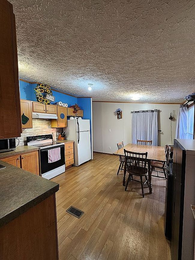 Preview of property located at 146 Pacific Ave