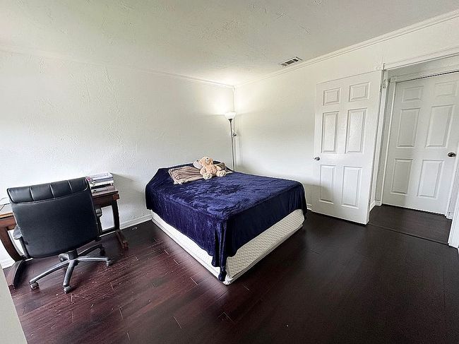 Additional photo 2 of property located at 9115 Green Meadows Way