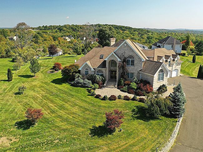 Photo of 114 Wheeler Farm Rd, Watertown, CT