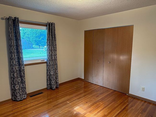 Photo of 1853 33rd St Nw, Rochester, MN