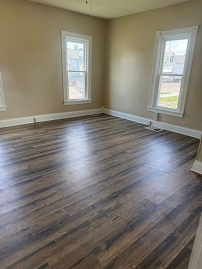 Photo of 135 S Elm St, Troy, OH